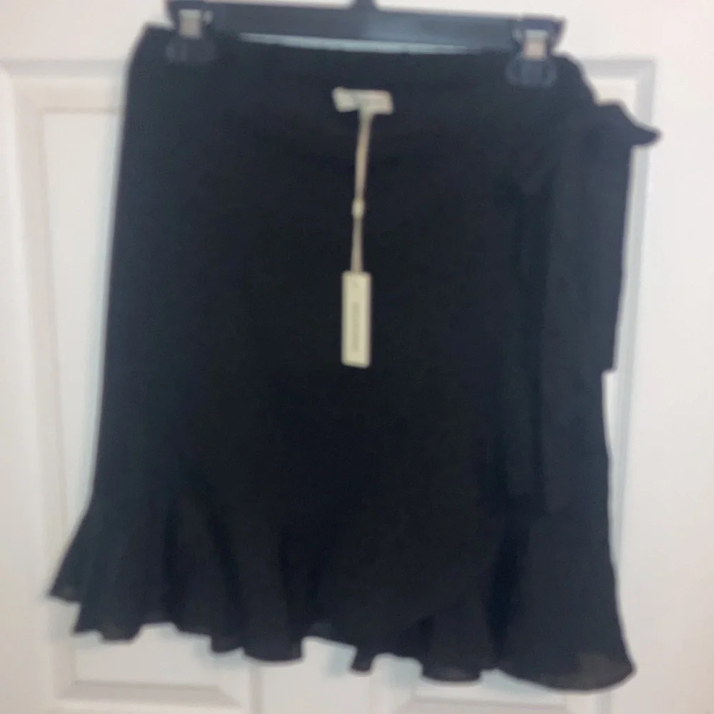 NWT Max Studio Flounce Skirt S MSRP $98 Black